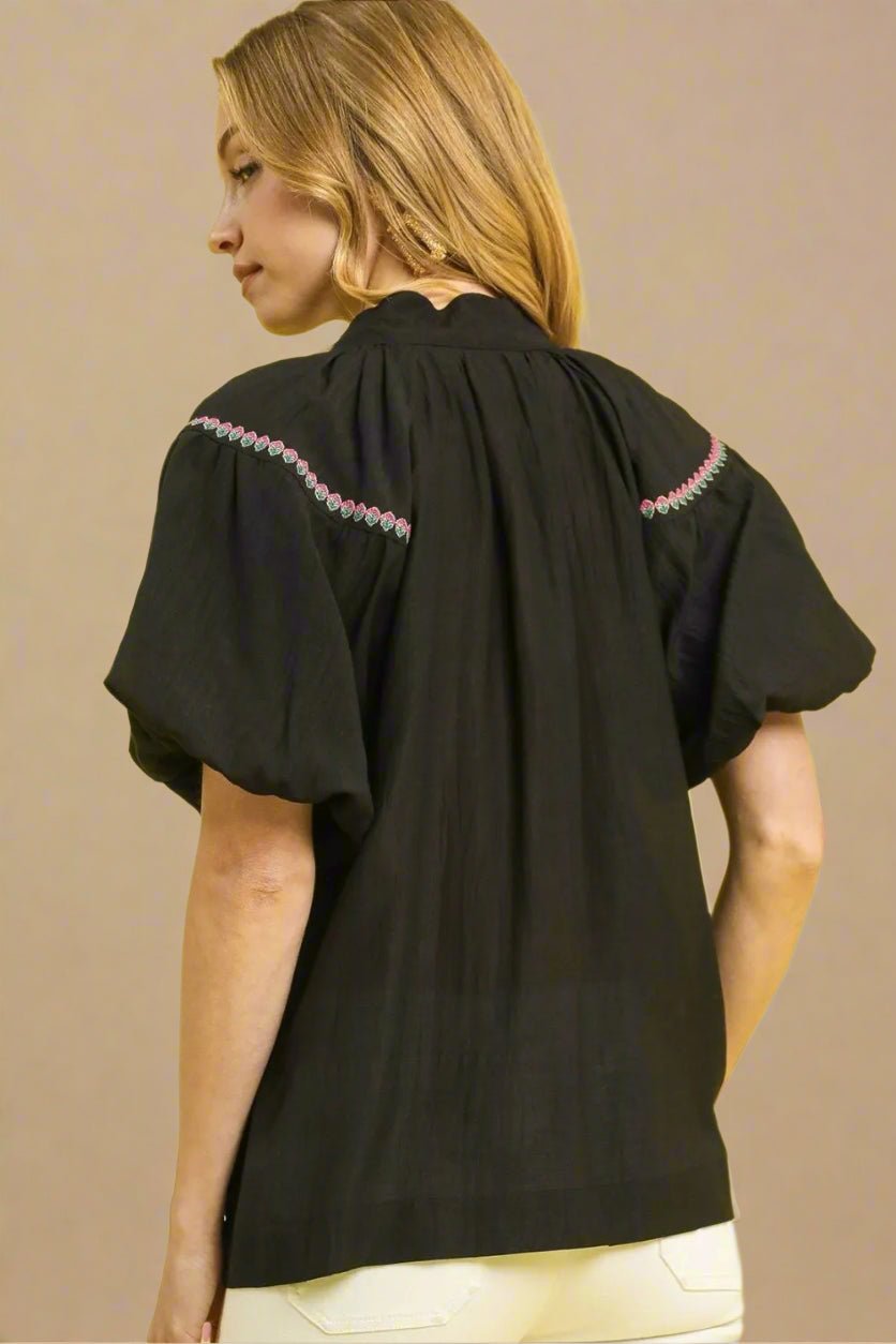 UMGEE - Black Embroidered Floral Short Sleeve Top