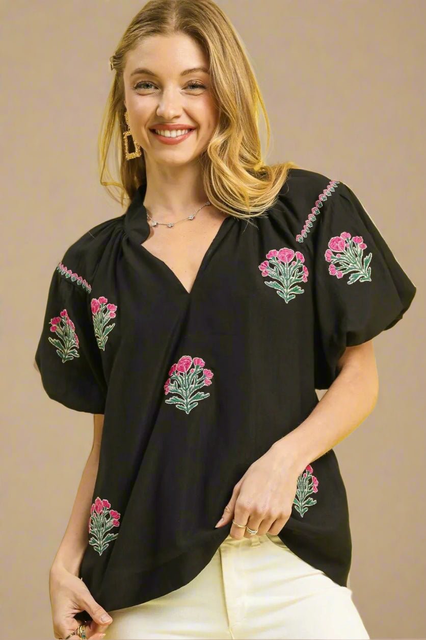 UMGEE - Black Embroidered Floral Short Sleeve Top