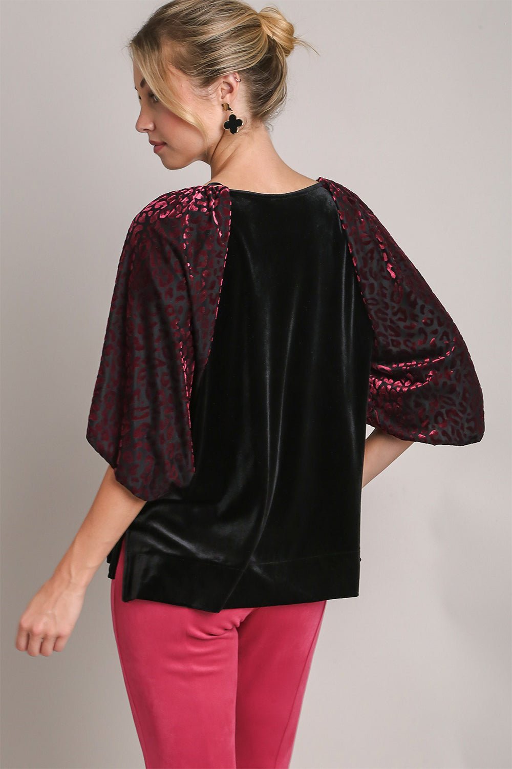 UMGEE - Black Leopard Burnout Balloon Sleeve Velvet Top