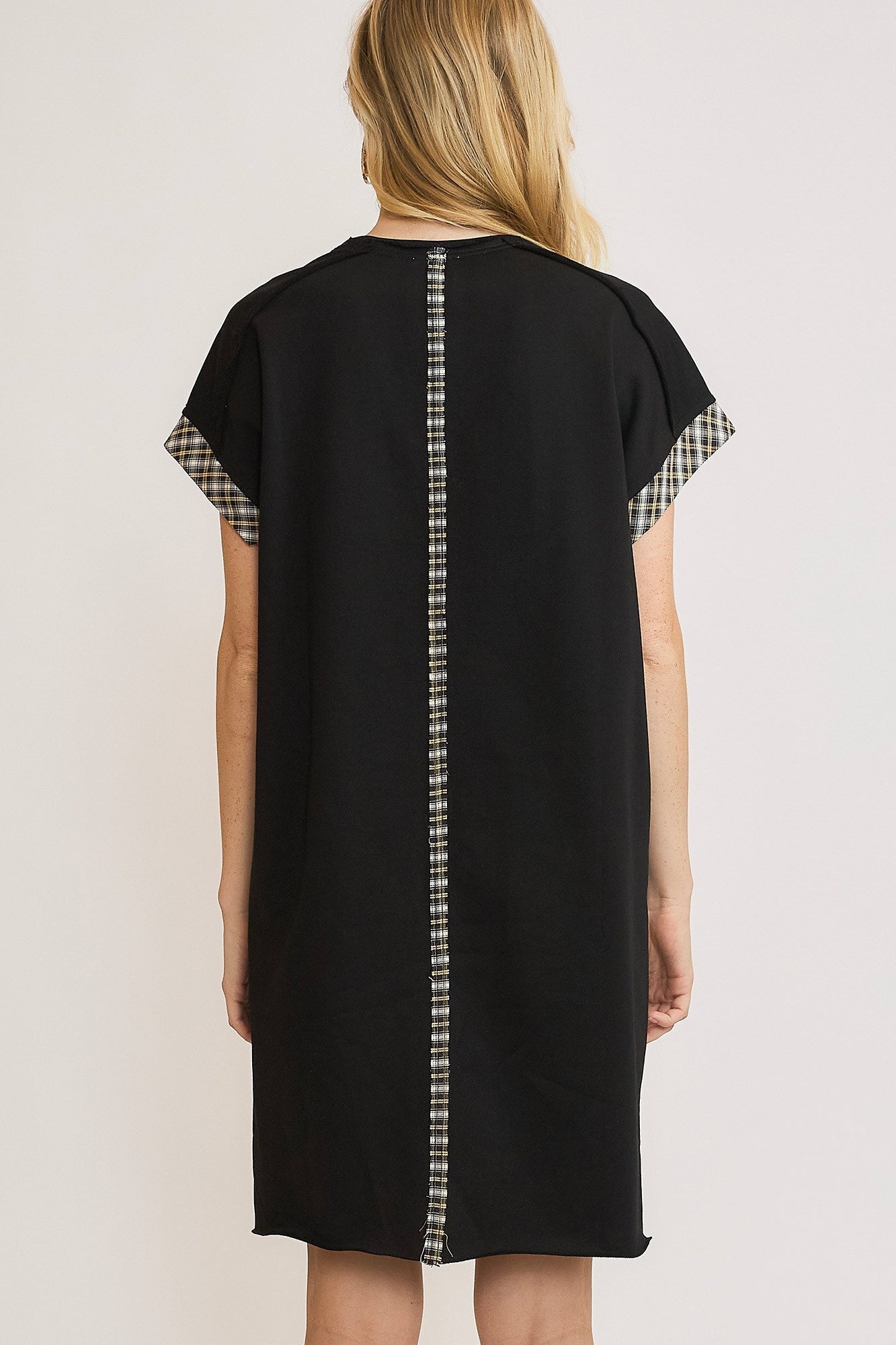 UMGEE - Black Peace Applique Short Sleeve Mini Dress