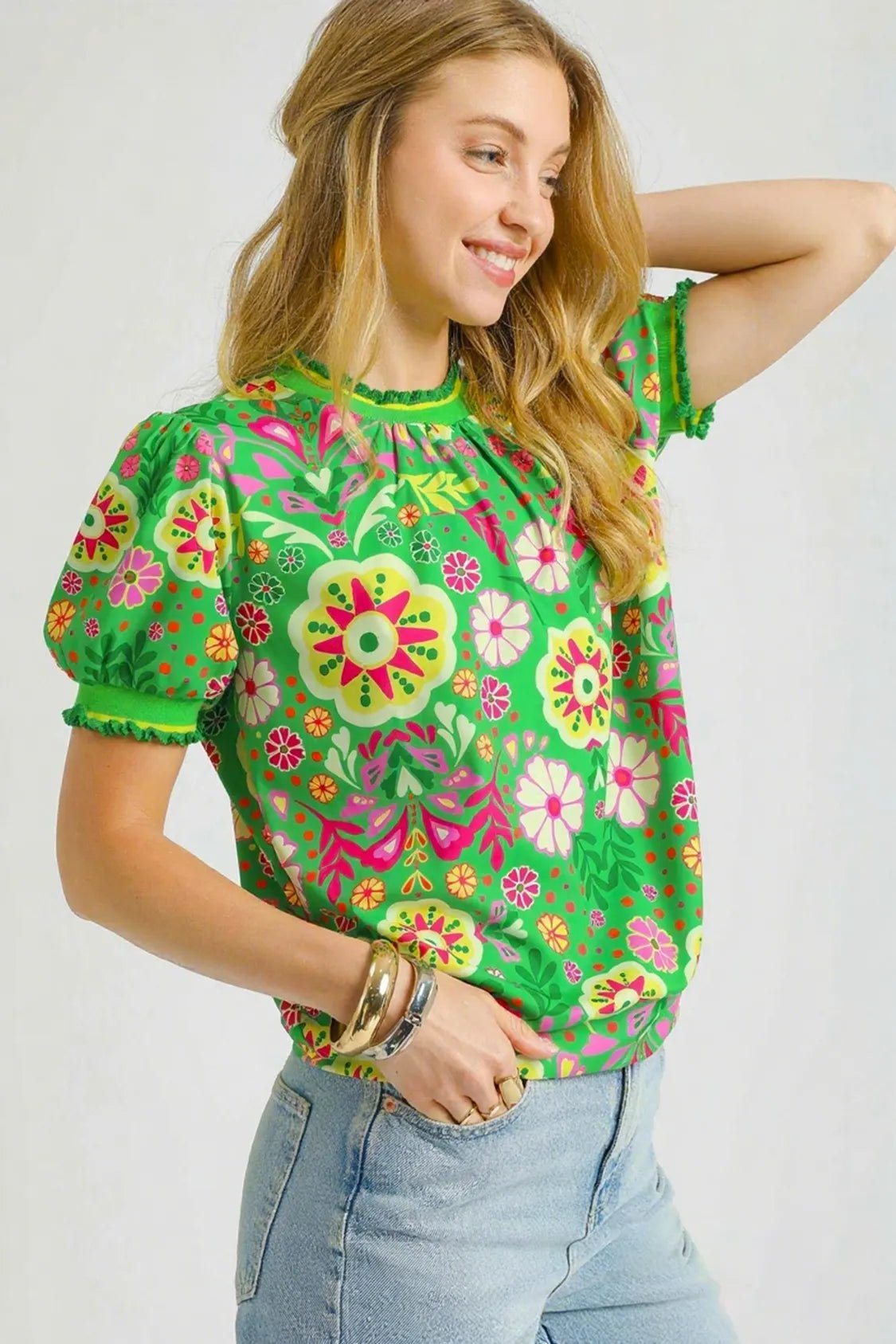 UMGEE - Bright Kelly Green Floral Puff Sleeve Top
