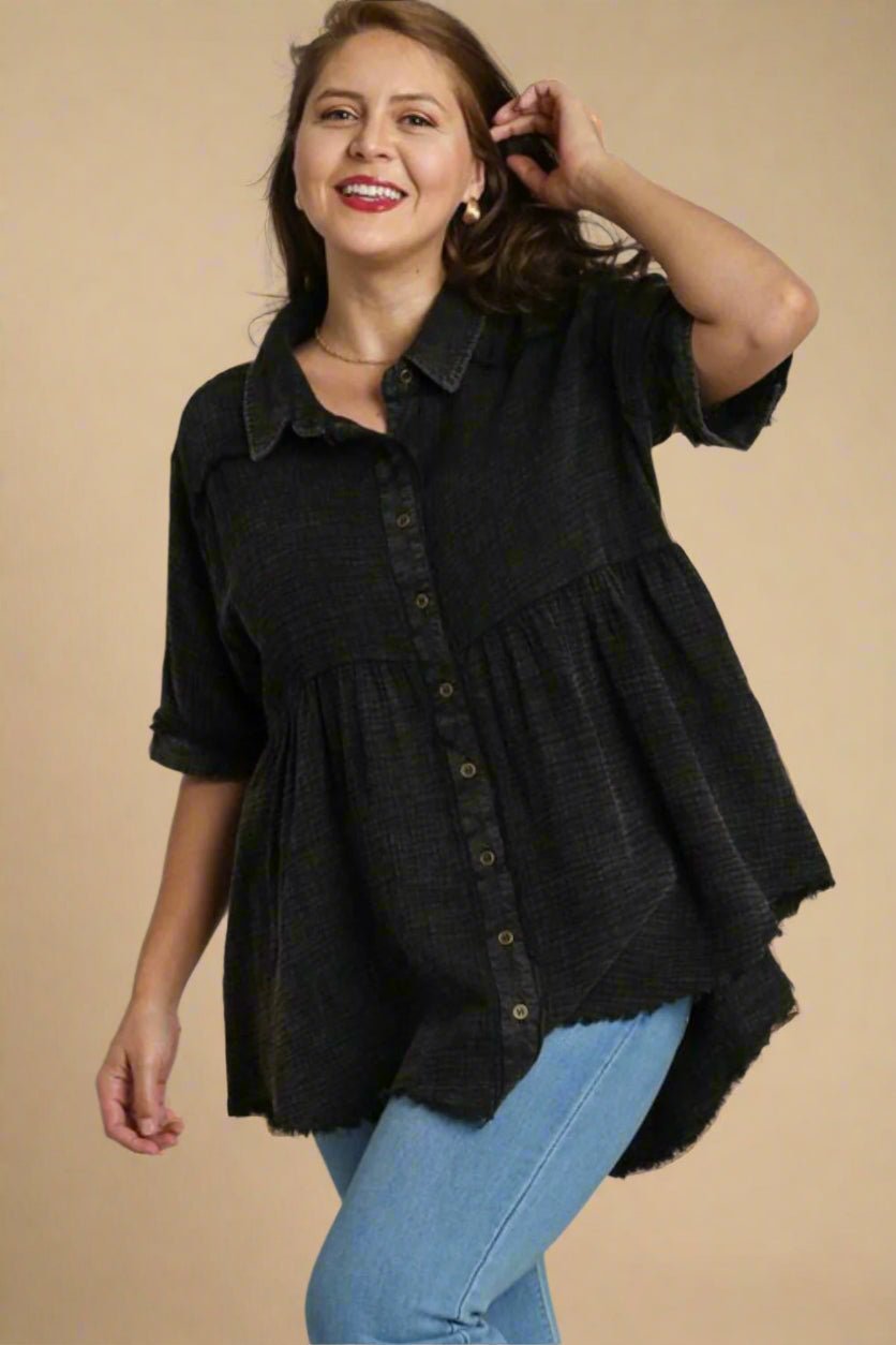 UMGEE - Charcoal Button Front Peplum Top