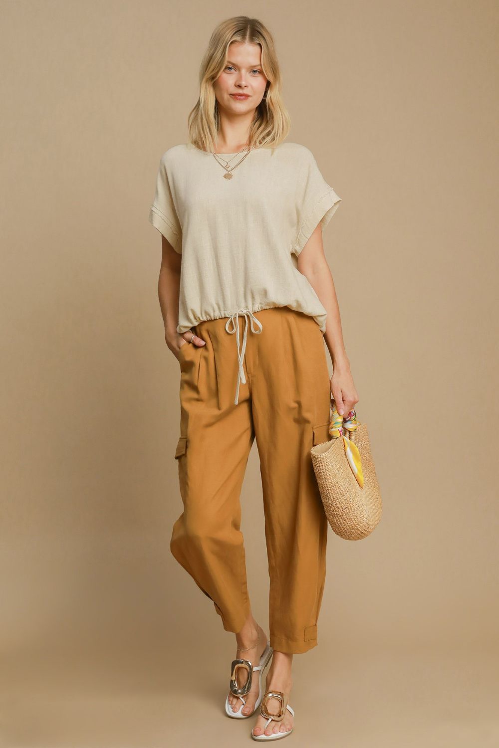 UMGEE - Drawstring Hem Short Sleeve T-Shirt in Oatmeal