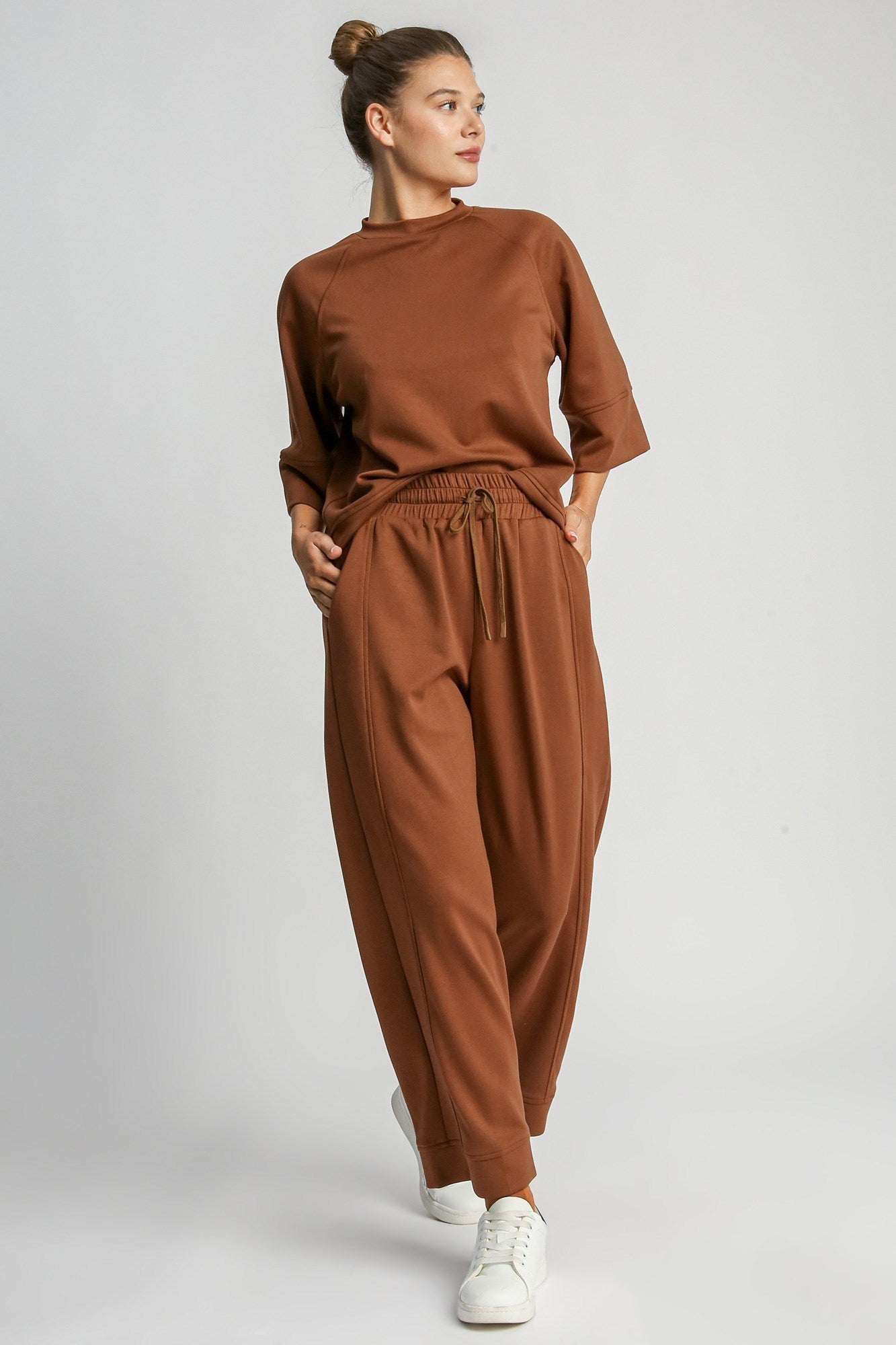 UMGEE - Drawstring Waist Wide Leg Athleisure Pants in Rust