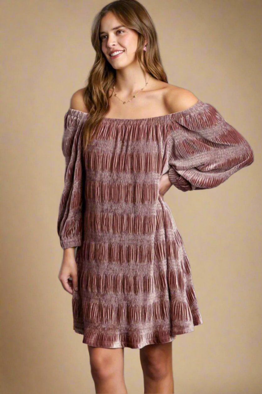 UMGEE - Dusty Pink Off - Shoulder Balloon Sleeve Velvet Mini Dress