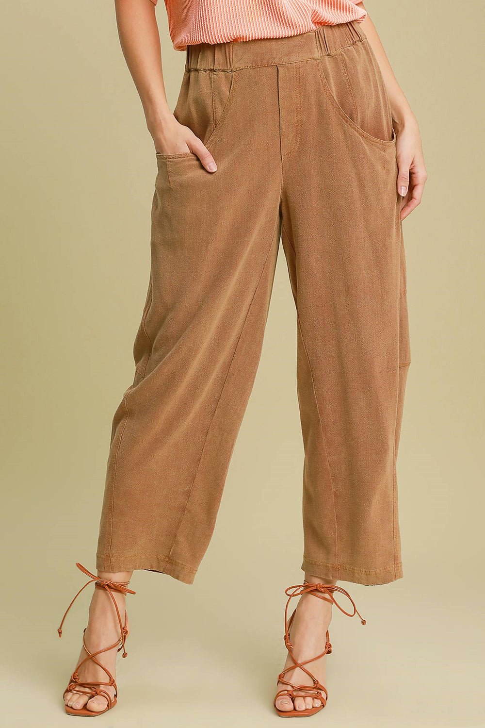 UMGEE - Elastic Waist Baggy Fit Pants in Caramel