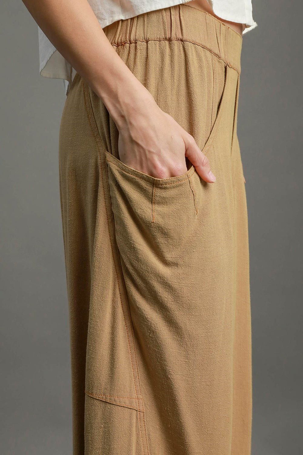 UMGEE - Elastic Waist Baggy Fit Pants in Latte