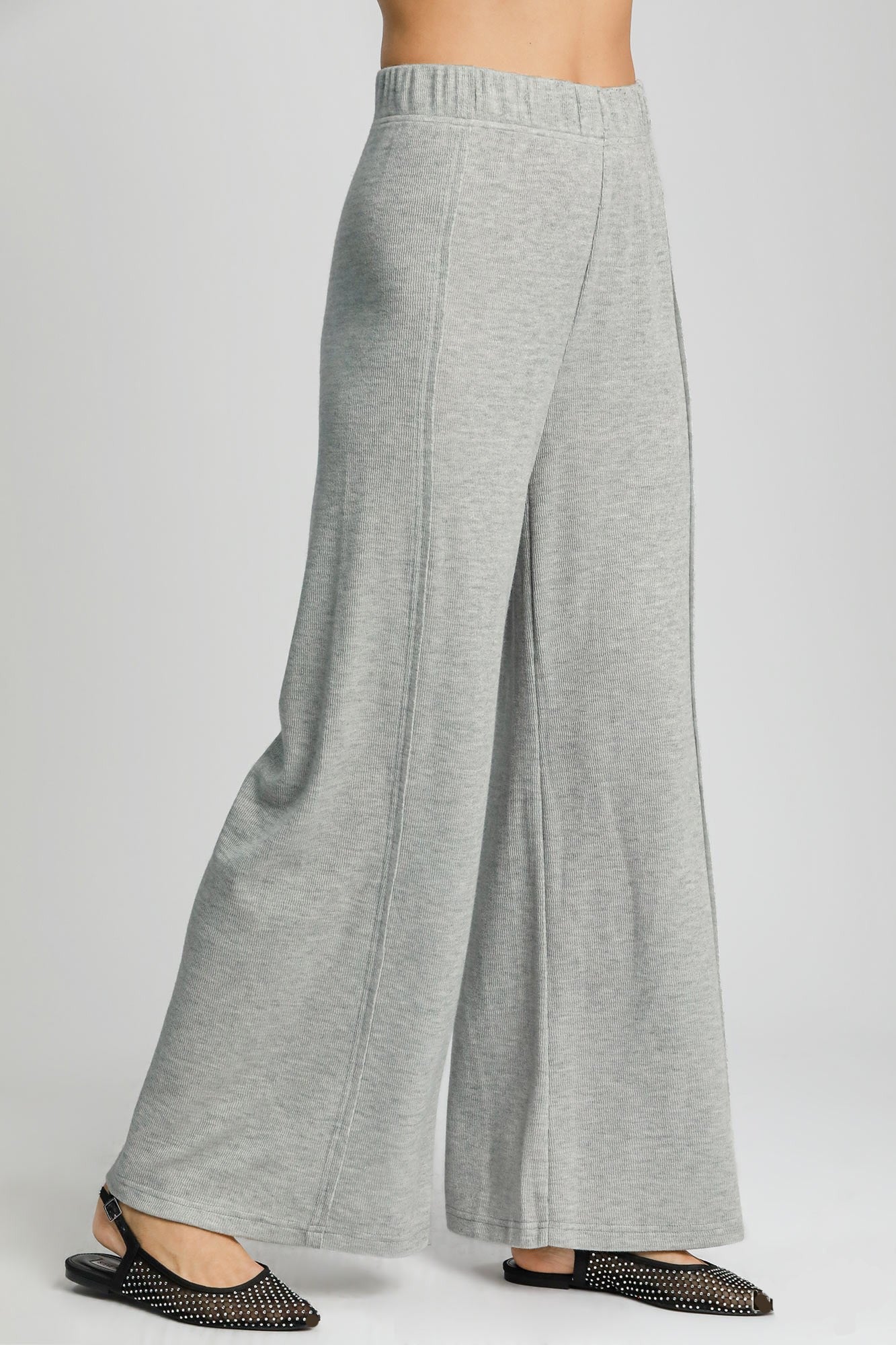 UMGEE - Gray Elastic Waist Wide Leg Knit Pants