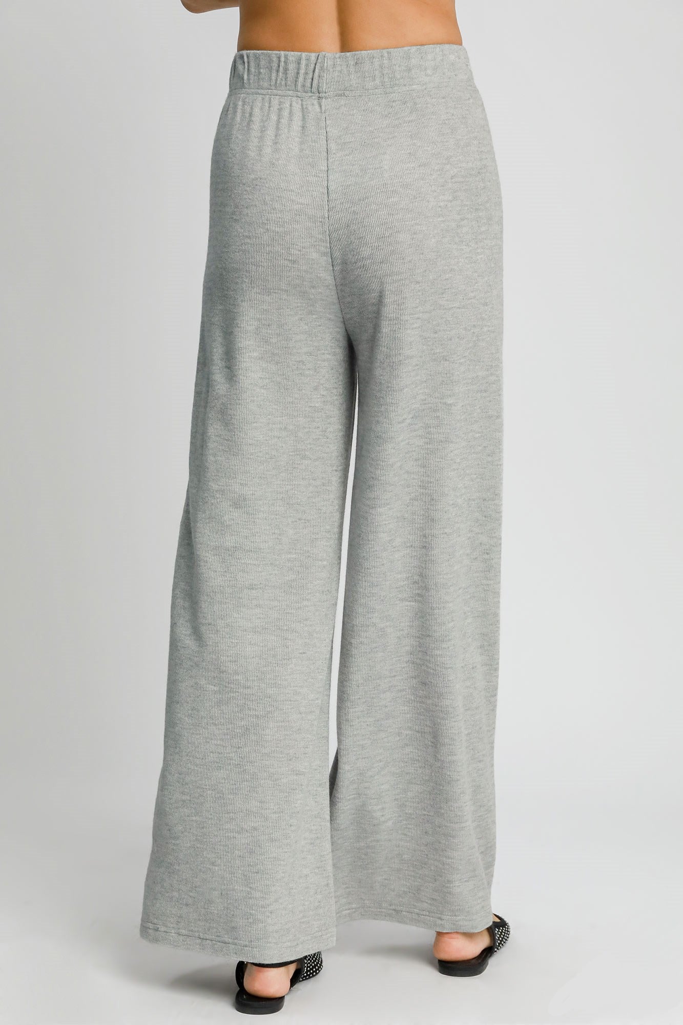 UMGEE - Gray Elastic Waist Wide Leg Knit Pants