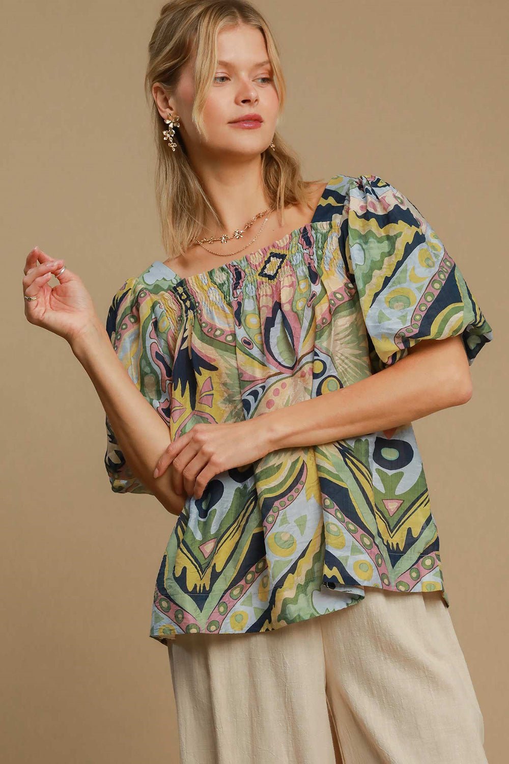 UMGEE - Green Abstract Print Smocked Puff Sleeve Blouse