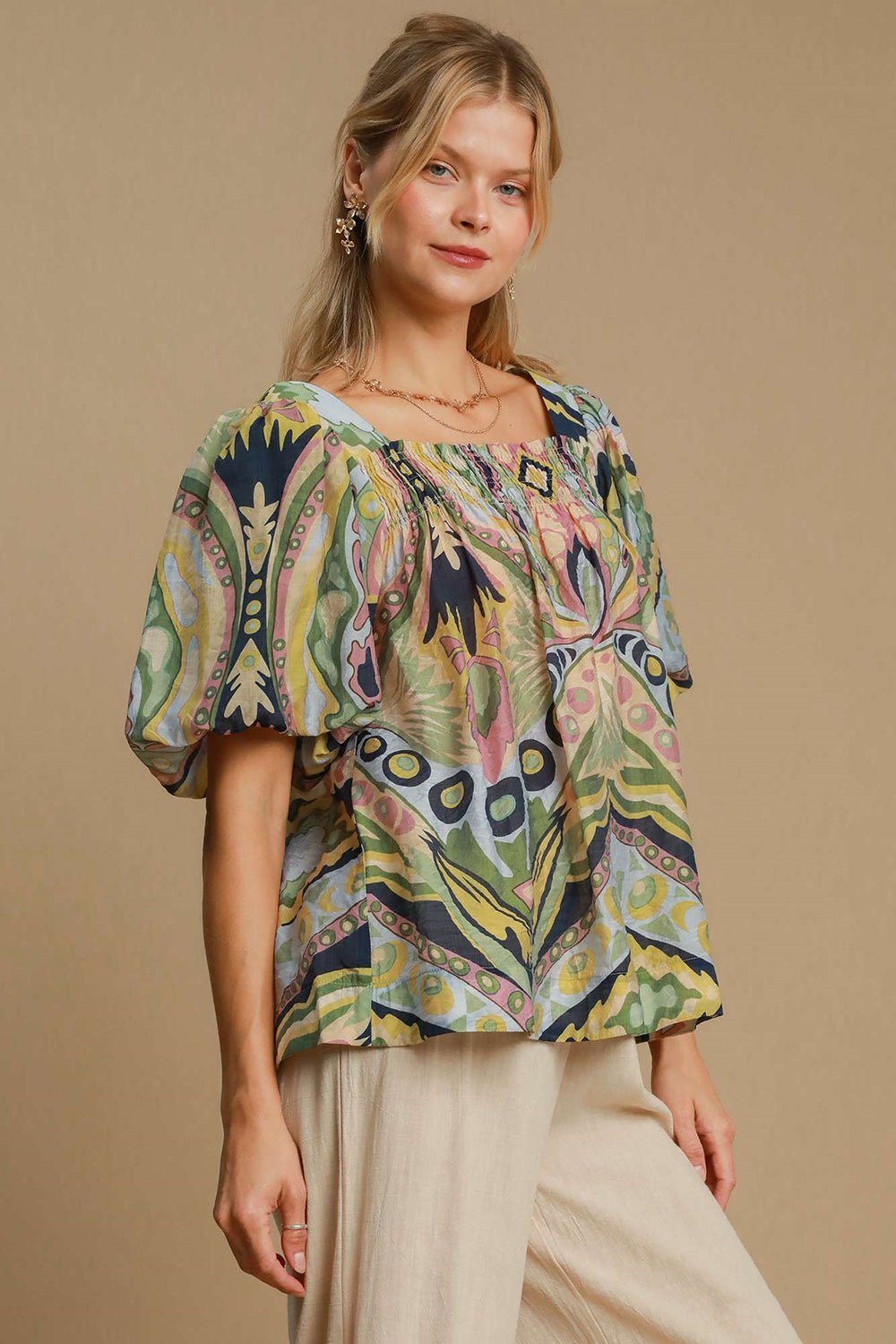 UMGEE - Green Abstract Print Smocked Puff Sleeve Blouse