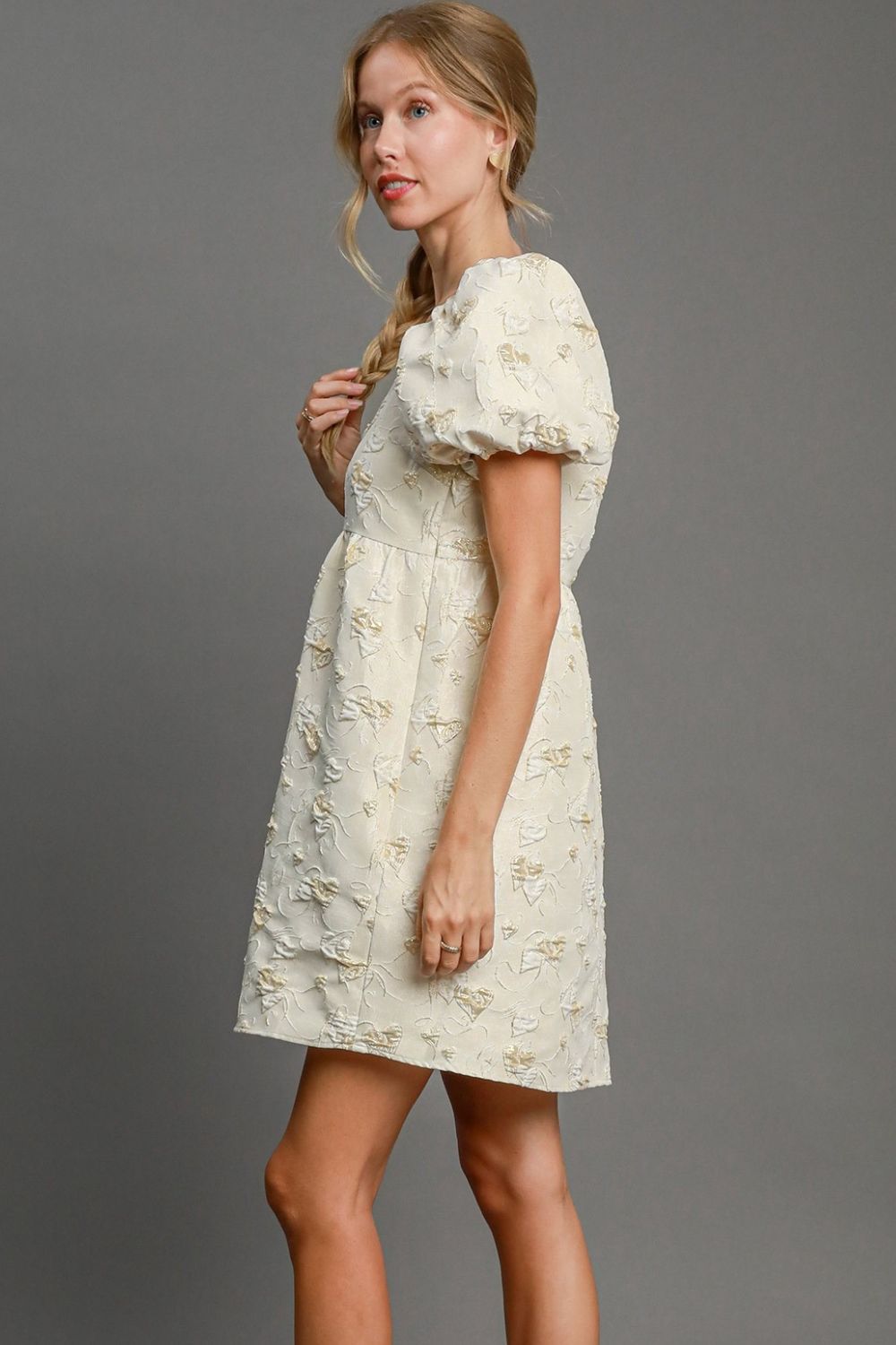 UMGEE - Jacquard Heart Pattern Puff Sleeve Mini Dress in Cream