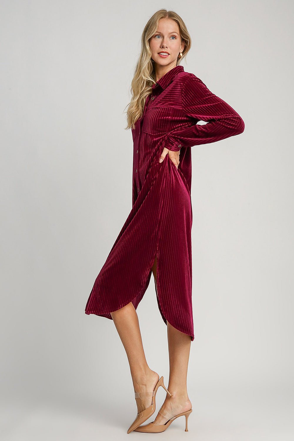 UMGEE - Jacquard Stripe Velour Midi Shirt Dress in Burgundy