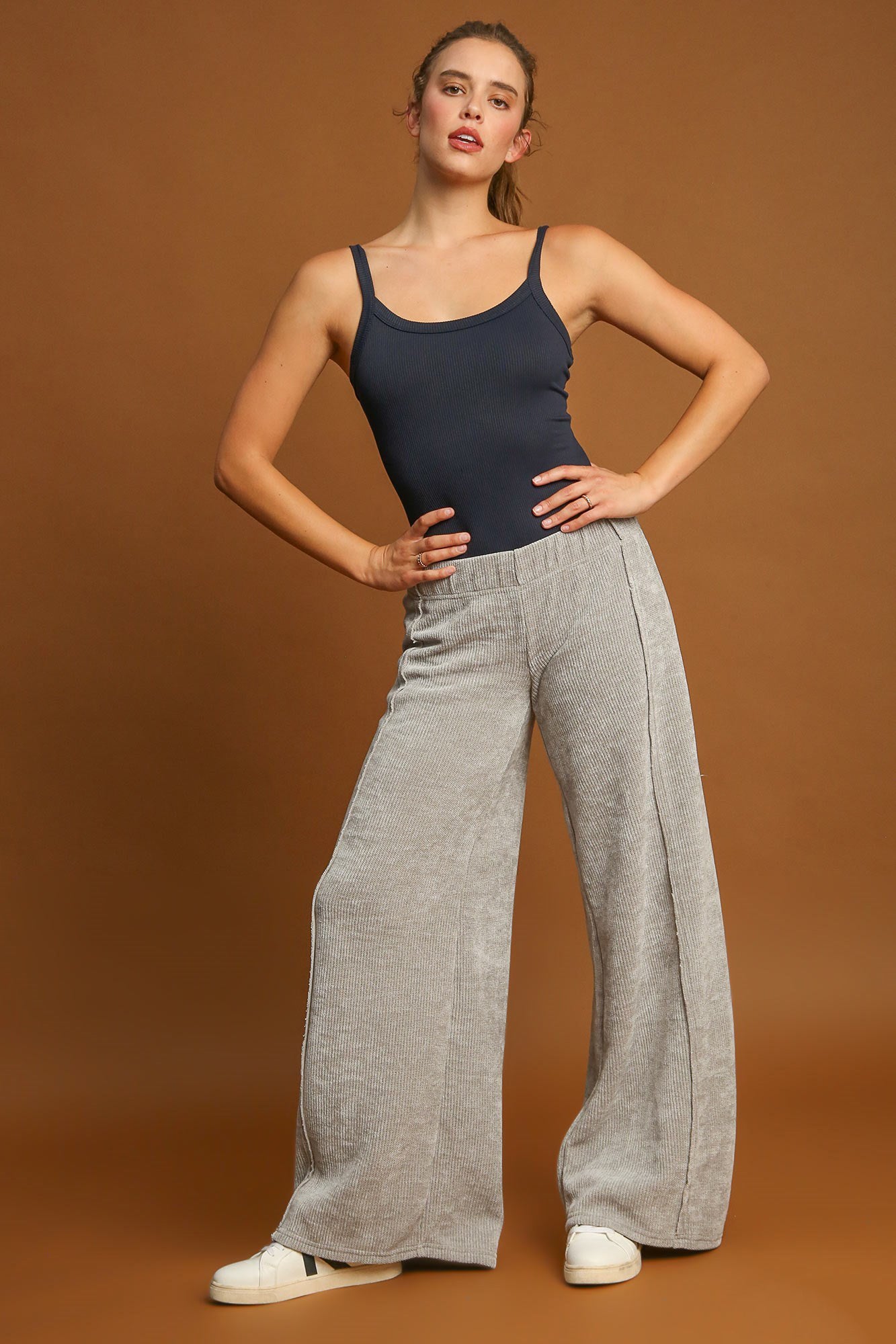 UMGEE - Light Gray Elastic Waist Wide Leg Pants
