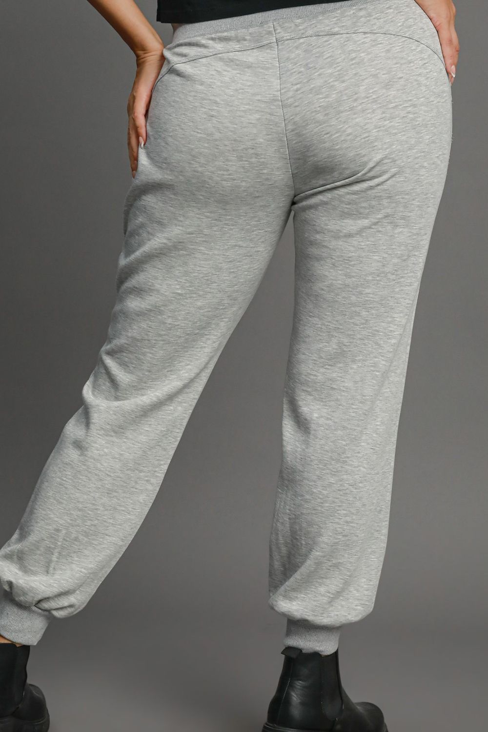 UMGEE - Light Gray High Rise Elastic Waist Knit Joggers