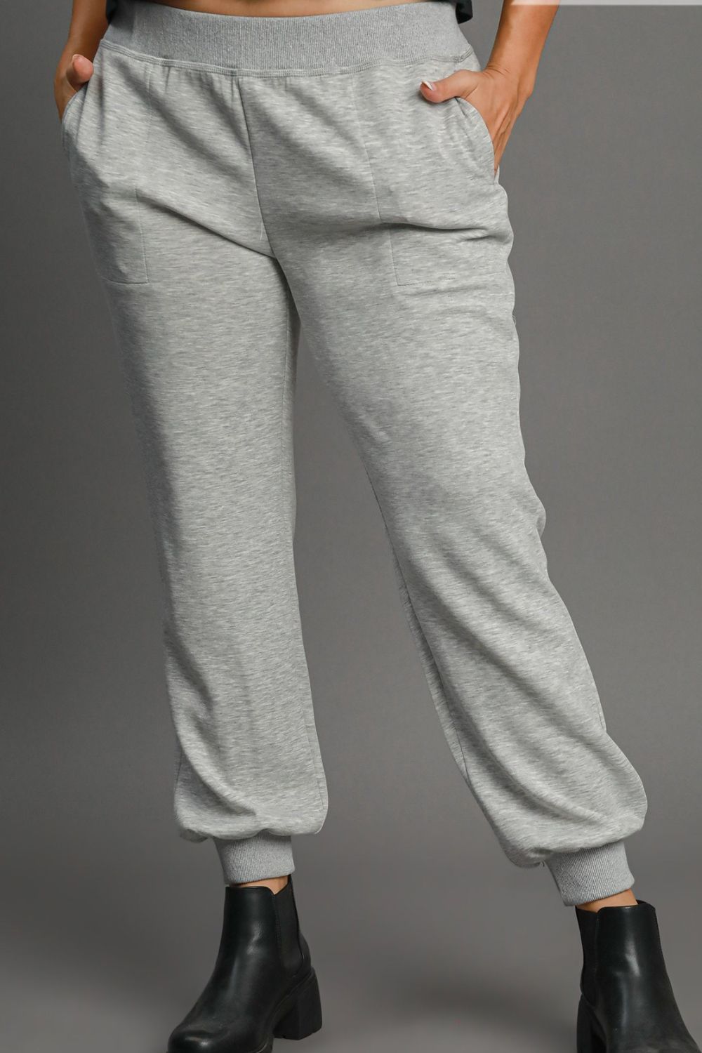 UMGEE - Light Gray High Rise Elastic Waist Knit Joggers