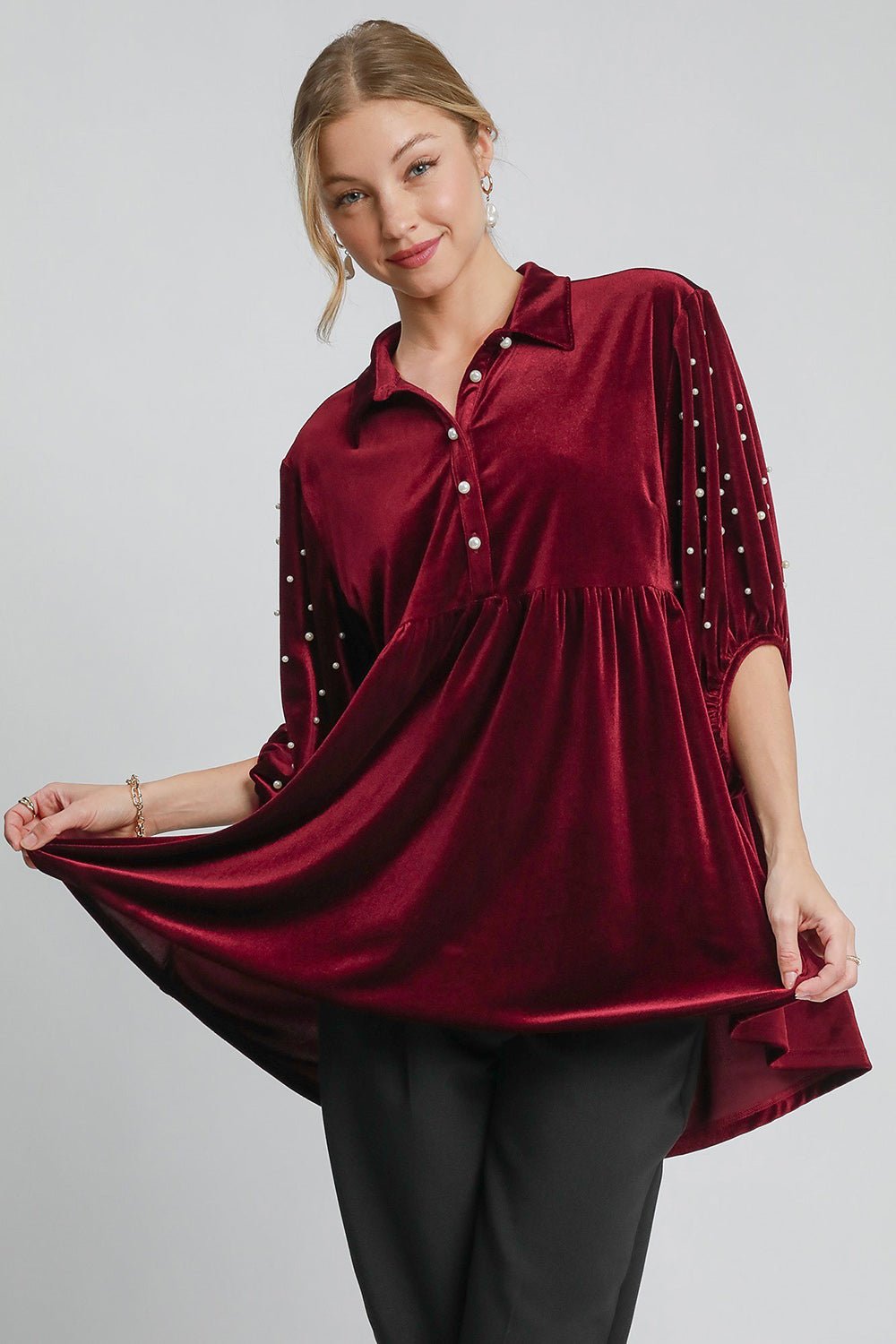 UMGEE - Pearl Detail Velvet Babydoll Blouse in Burgundy