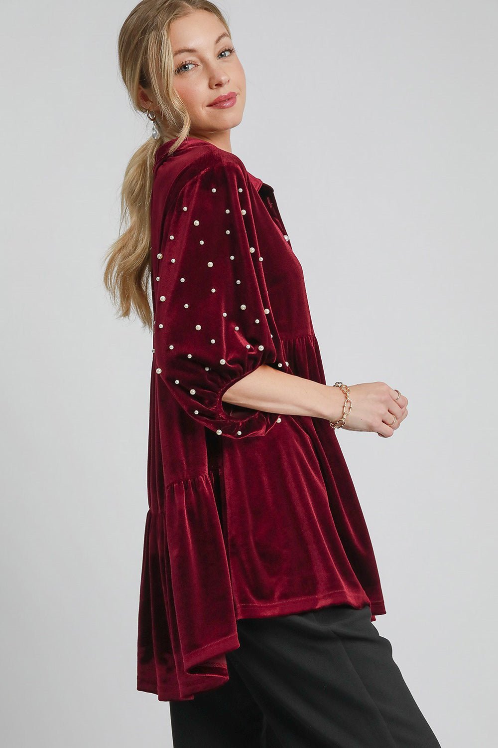 UMGEE - Pearl Detail Velvet Babydoll Blouse in Burgundy