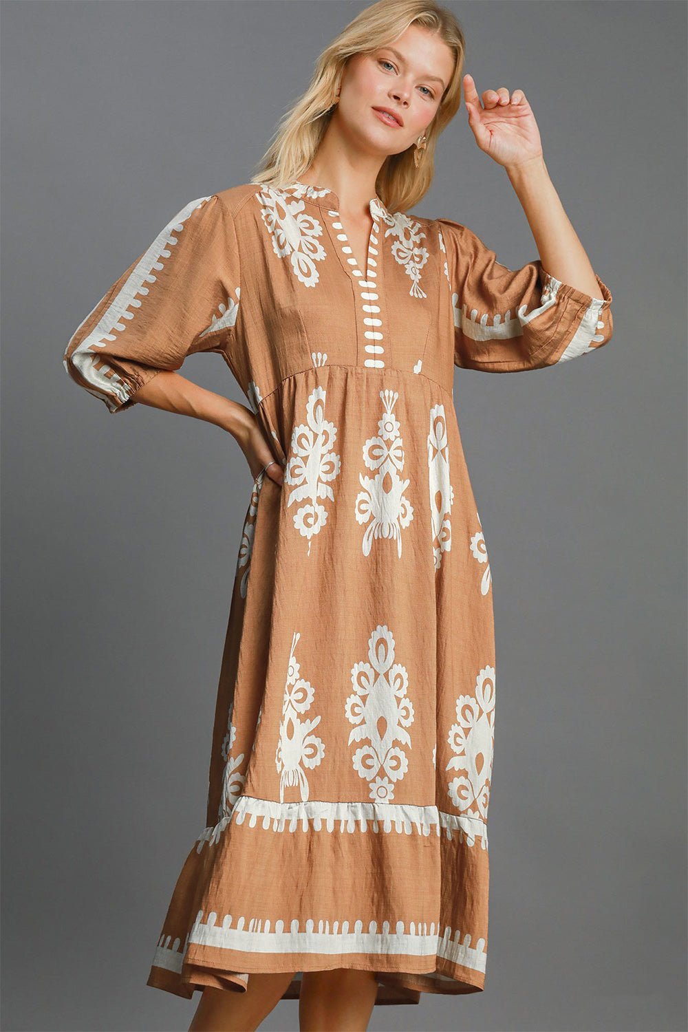 UMGEE - Printed Half Sleeve Midi Dress in Mocha