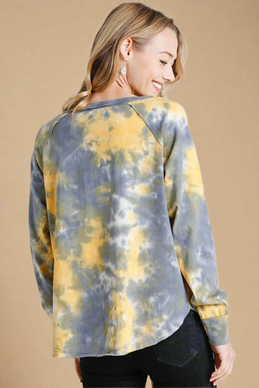 UMGEE - Sunset & Smoke Tie - Dye Henley Pullover Top