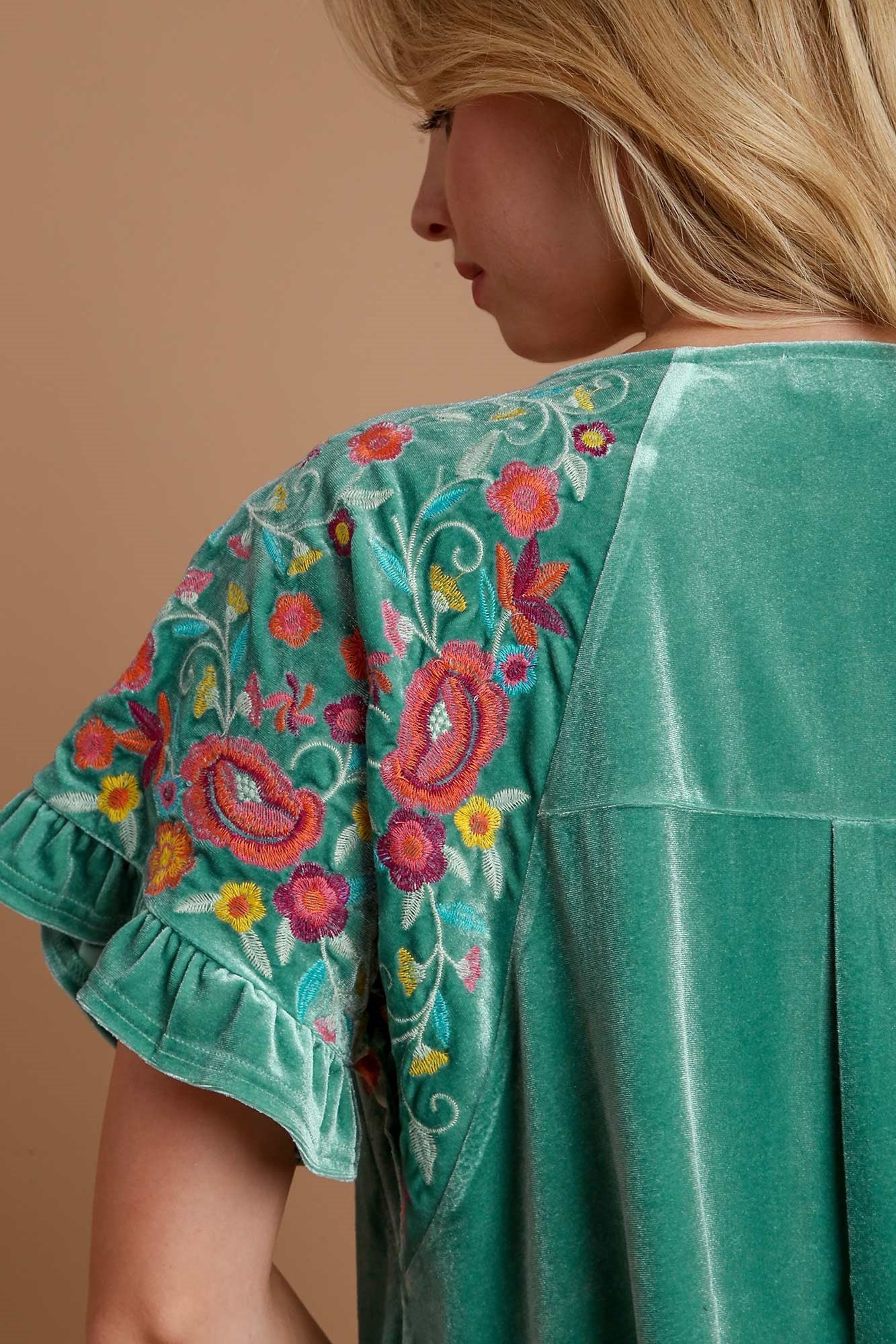 UMGEE - Velvet Embroidered Short Sleeve Blouse in Turquoise