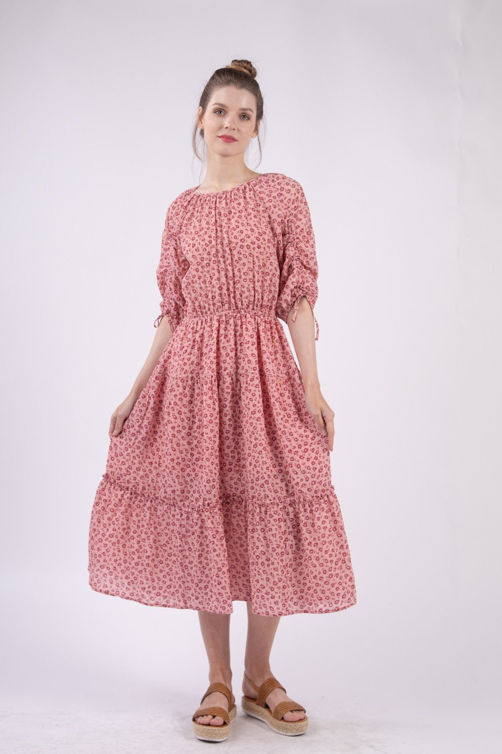 Very J - Floral Print Tiered Midi Dress in Blush