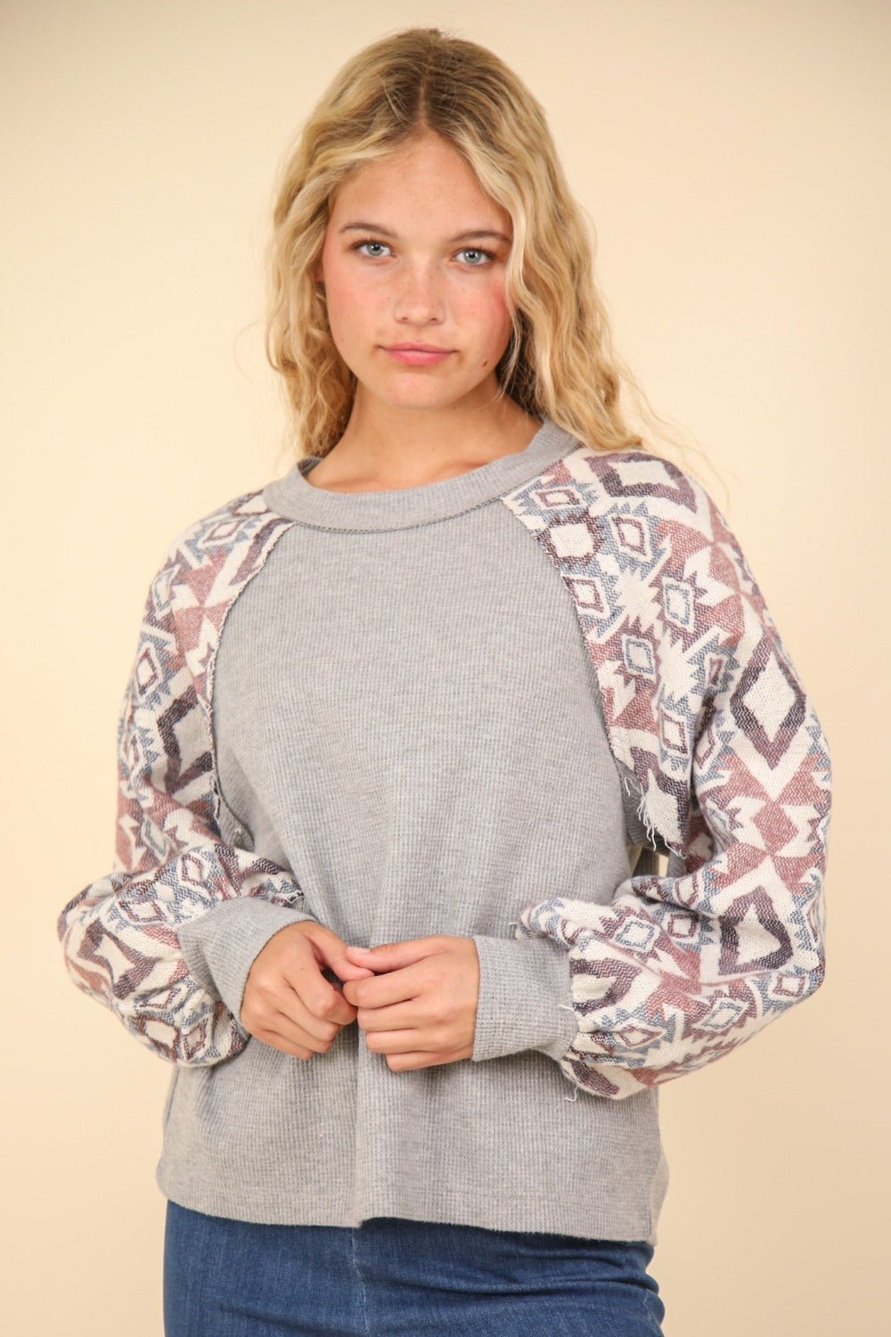 Very J - Printed Long Sleeve Knit Top in Heather Grey