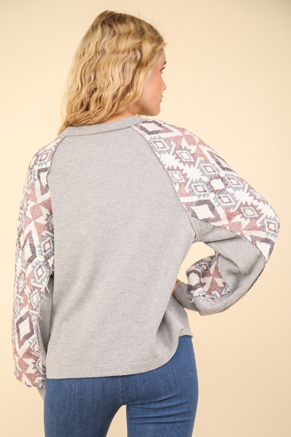 Very J - Printed Long Sleeve Knit Top in Heather Grey