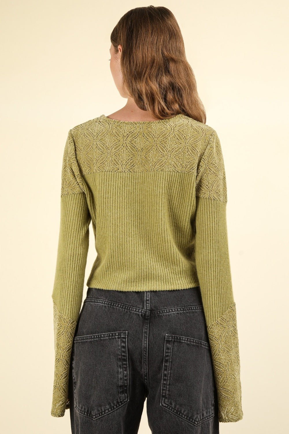 Very J - V - Neck Lace Detail Crop Top in Olive