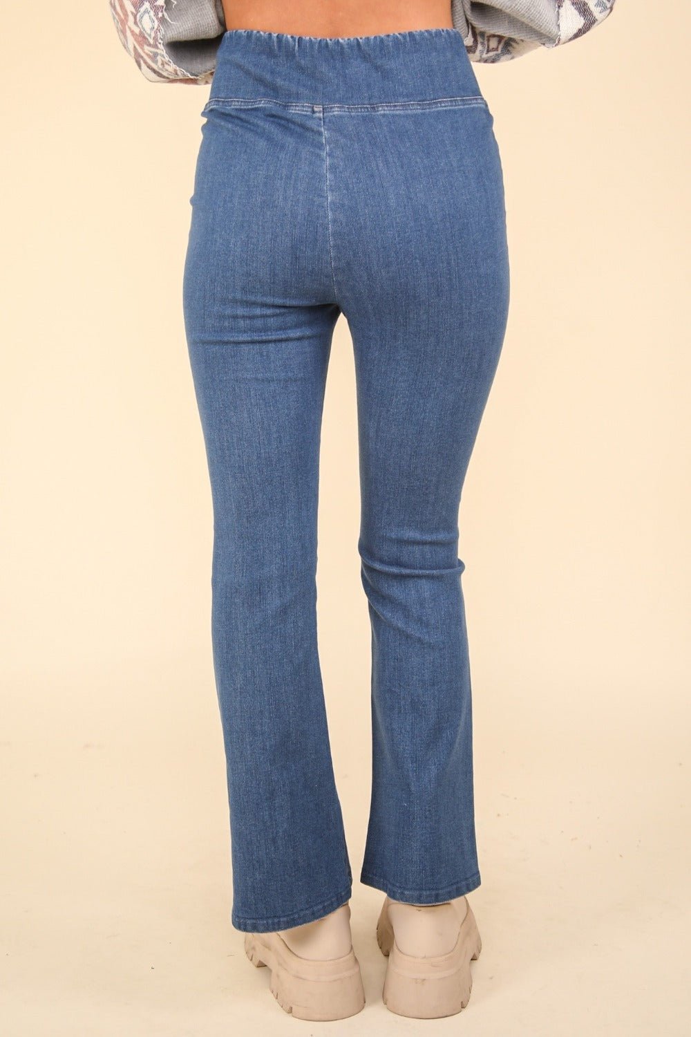 Very J - Washed Denim Crossover Waist Leggings in Indigo