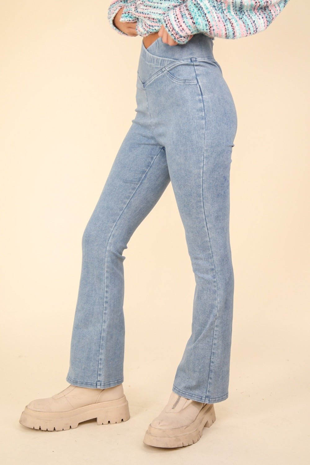 Very J - Washed Denim Crossover Waist Leggings in Light Indigo