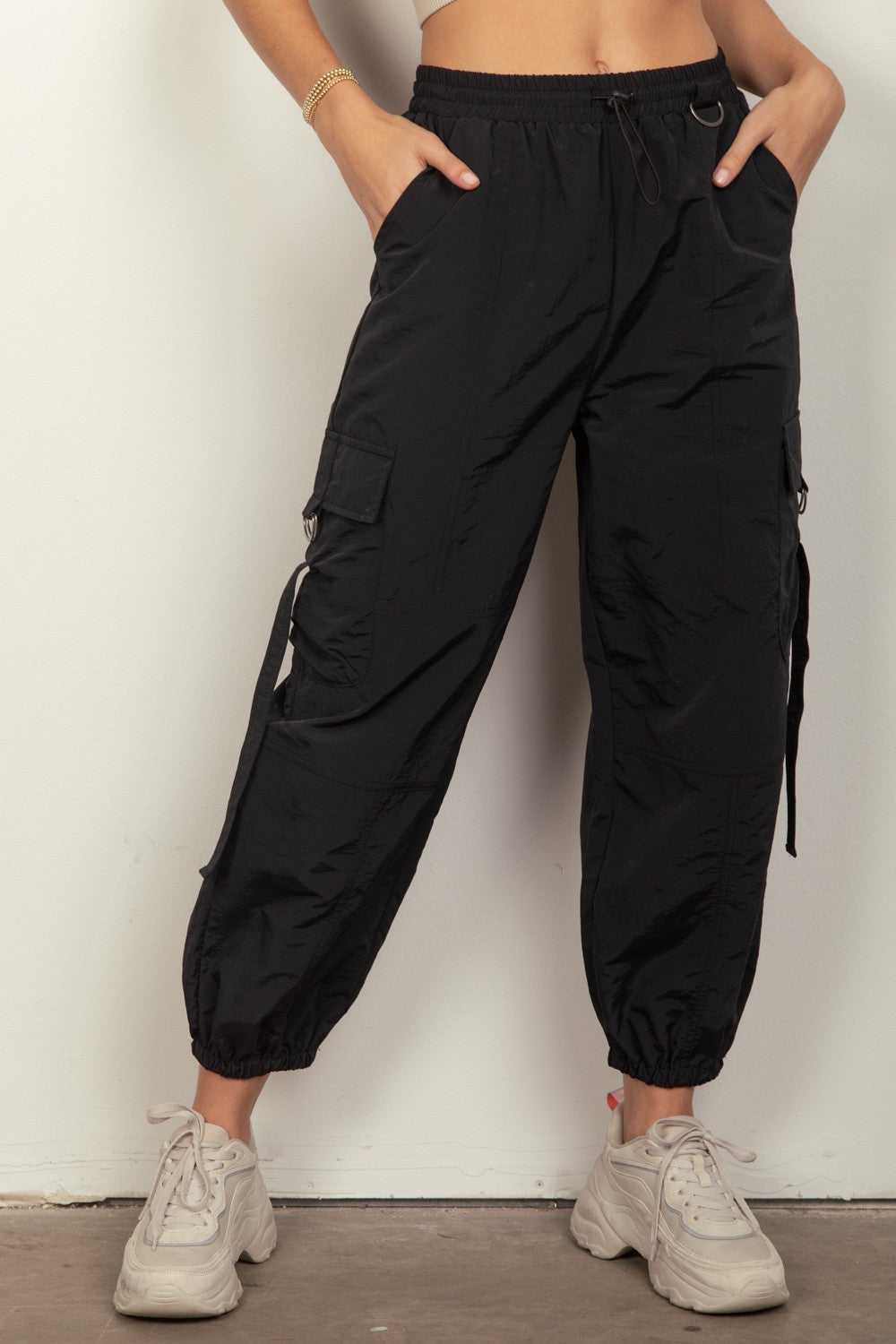 Very JElastic Waist Cargo Joggers in Black