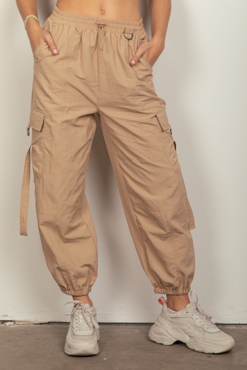 Very JElastic Waist Cargo Joggers in Taupe