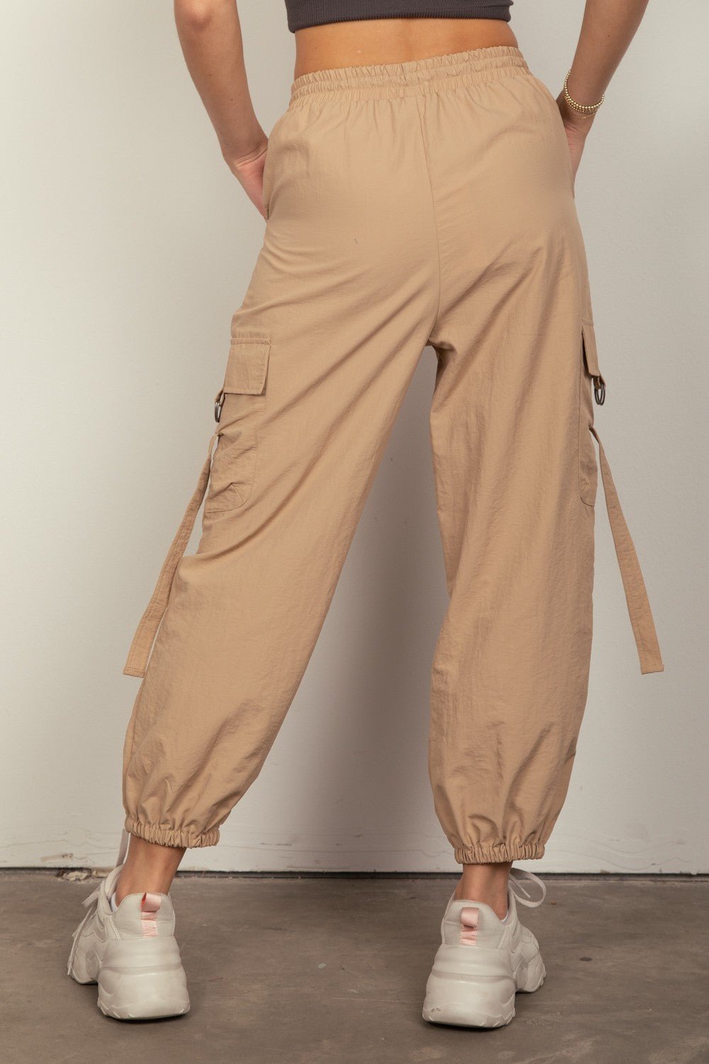 Very JElastic Waist Cargo Joggers in Taupe