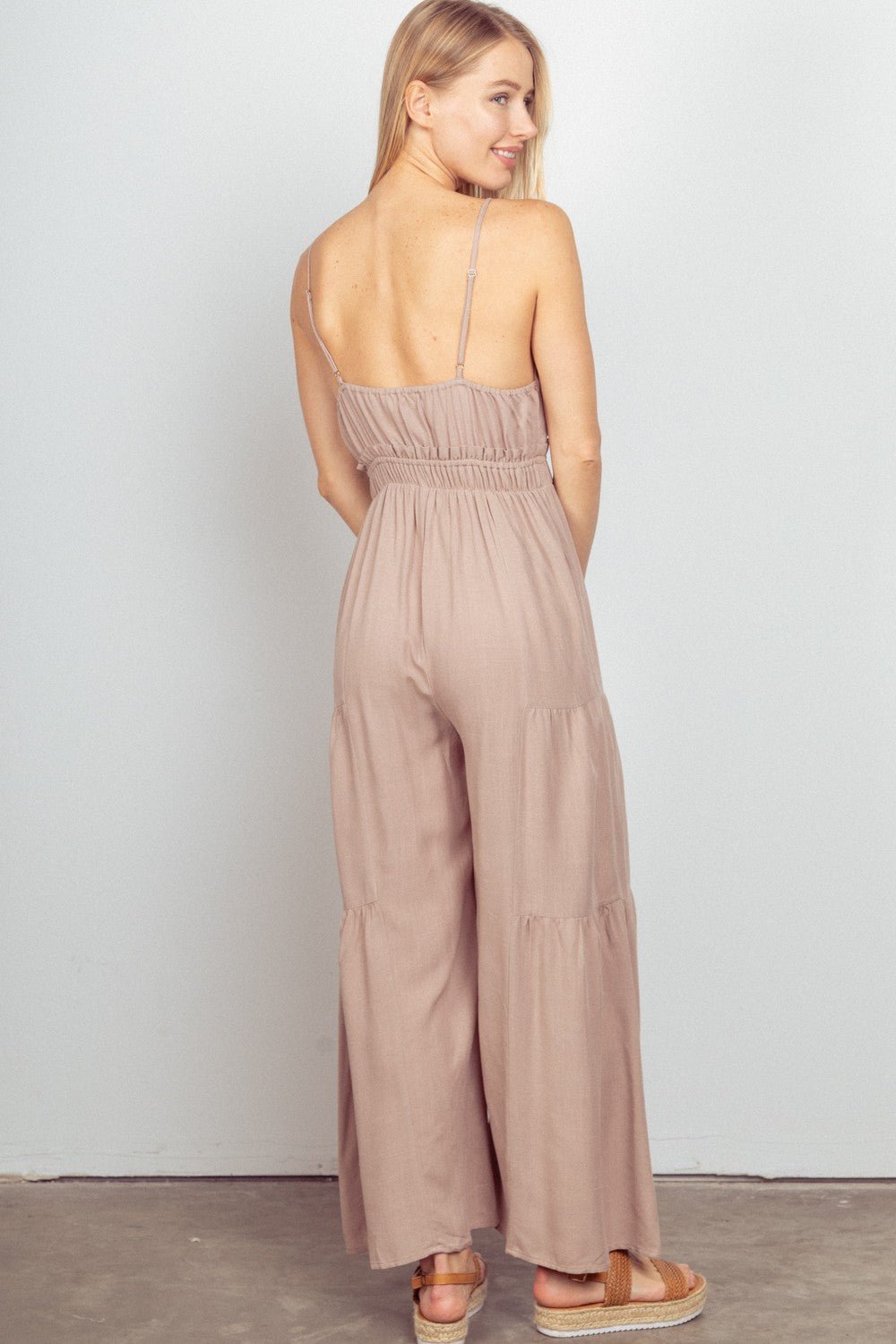 Very JSleeveless Ruched Wide Leg Jumpsuit in Natural