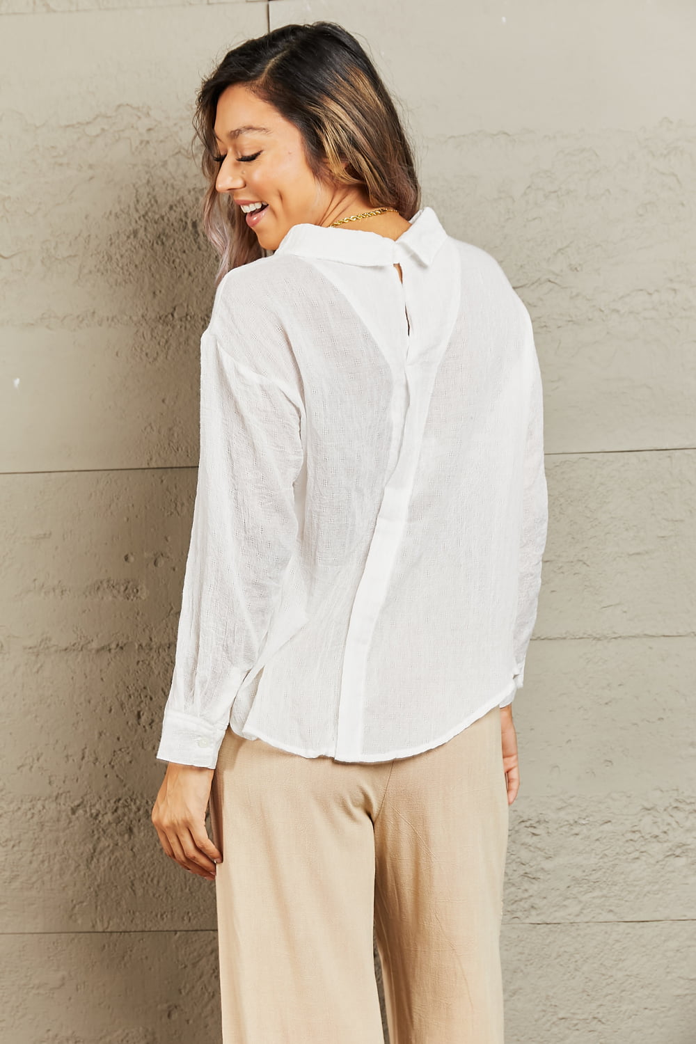 VEUX ETRE - Long Sleeve Button Down Top in White