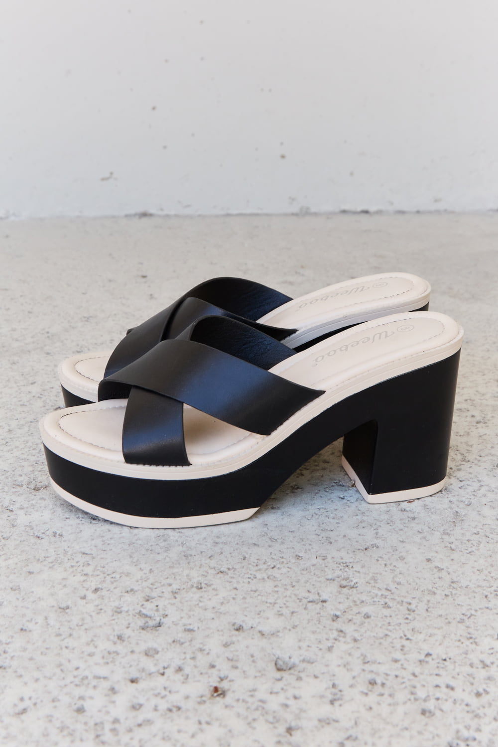 Weeboo - Vegan Leather Contrast Platform Sandals in Black