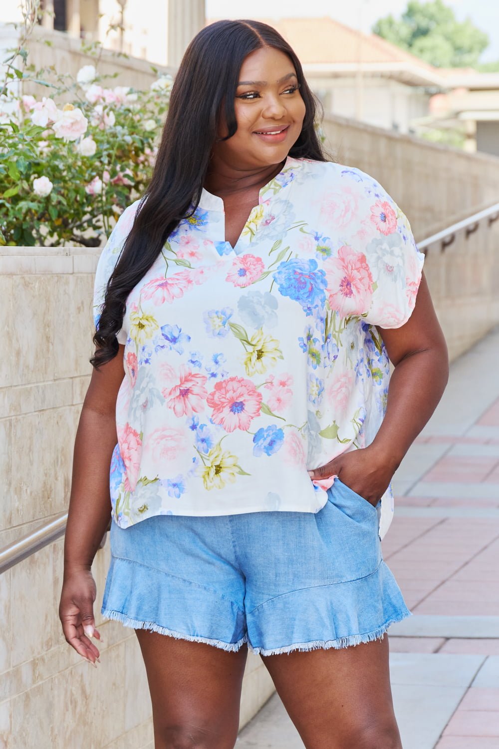 White Birch - Short Sleeve Floral Print Top