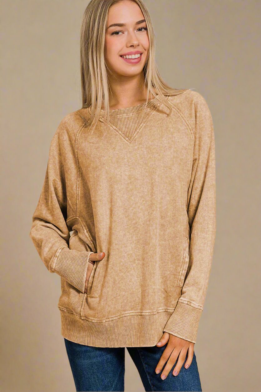 Zenana - Cotton Sweatshirt with Pockets in Camel