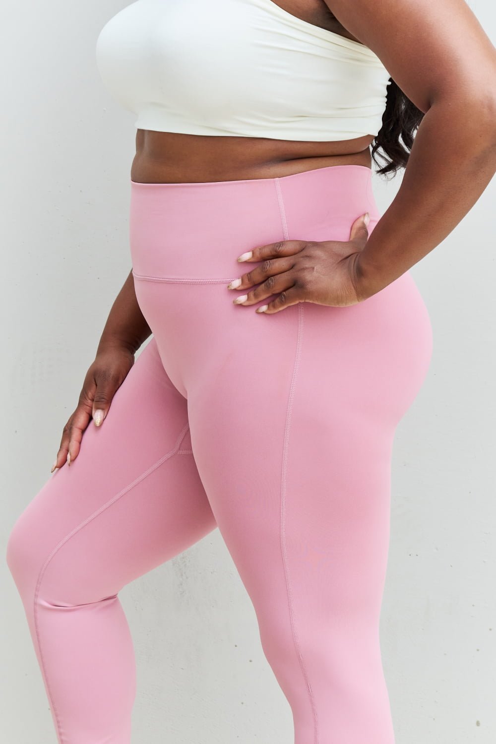 Zenana - High Waist Active Leggings in Light Rose