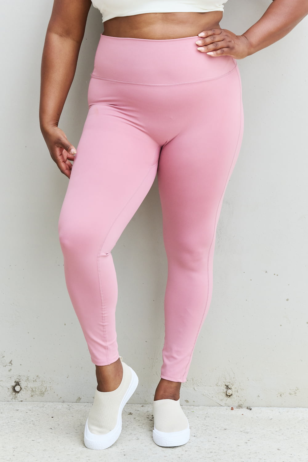 Zenana - High Waist Active Leggings in Light Rose