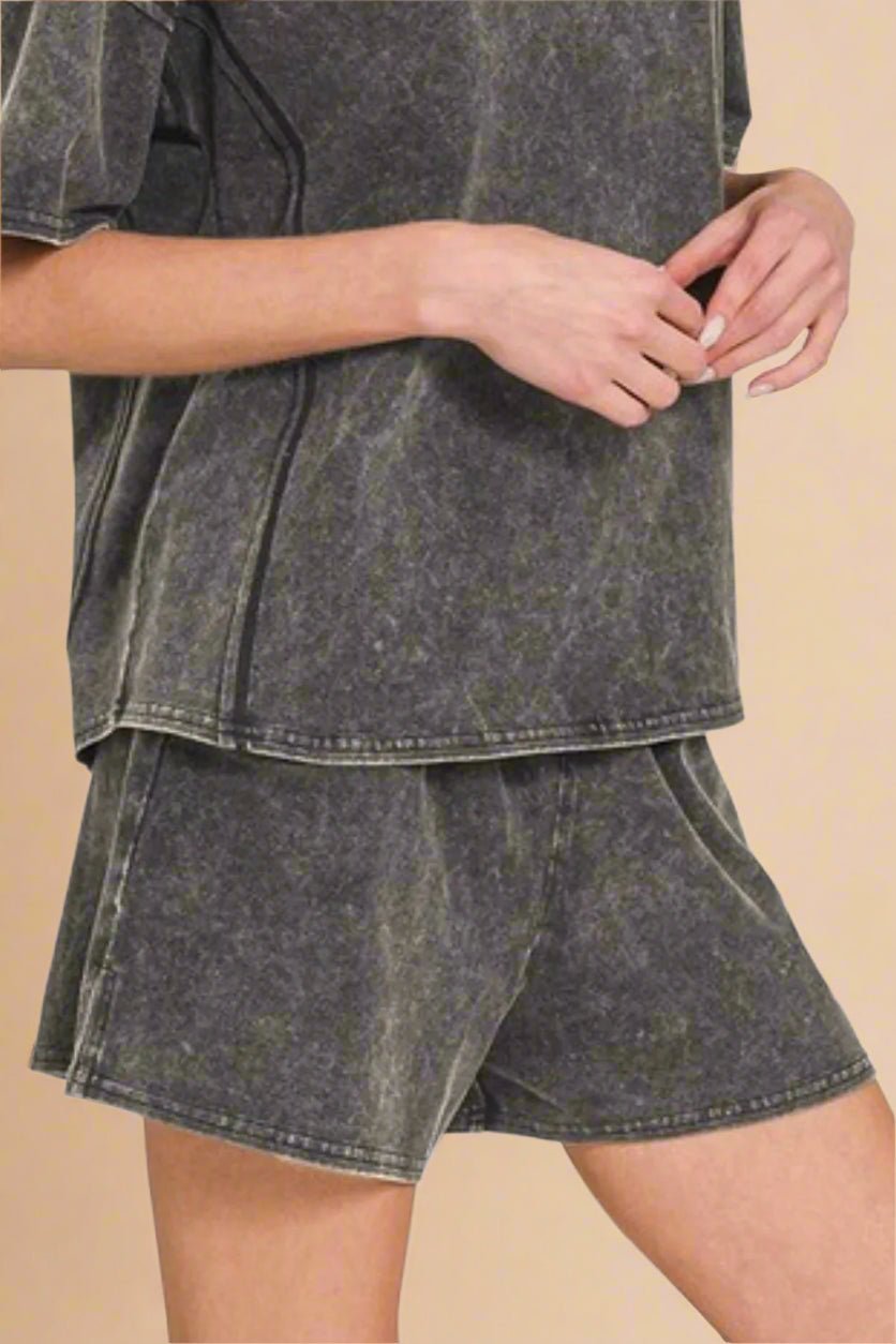 Zenana - Mineral Wash Oversized Tee & Shorts Set in Faded Black