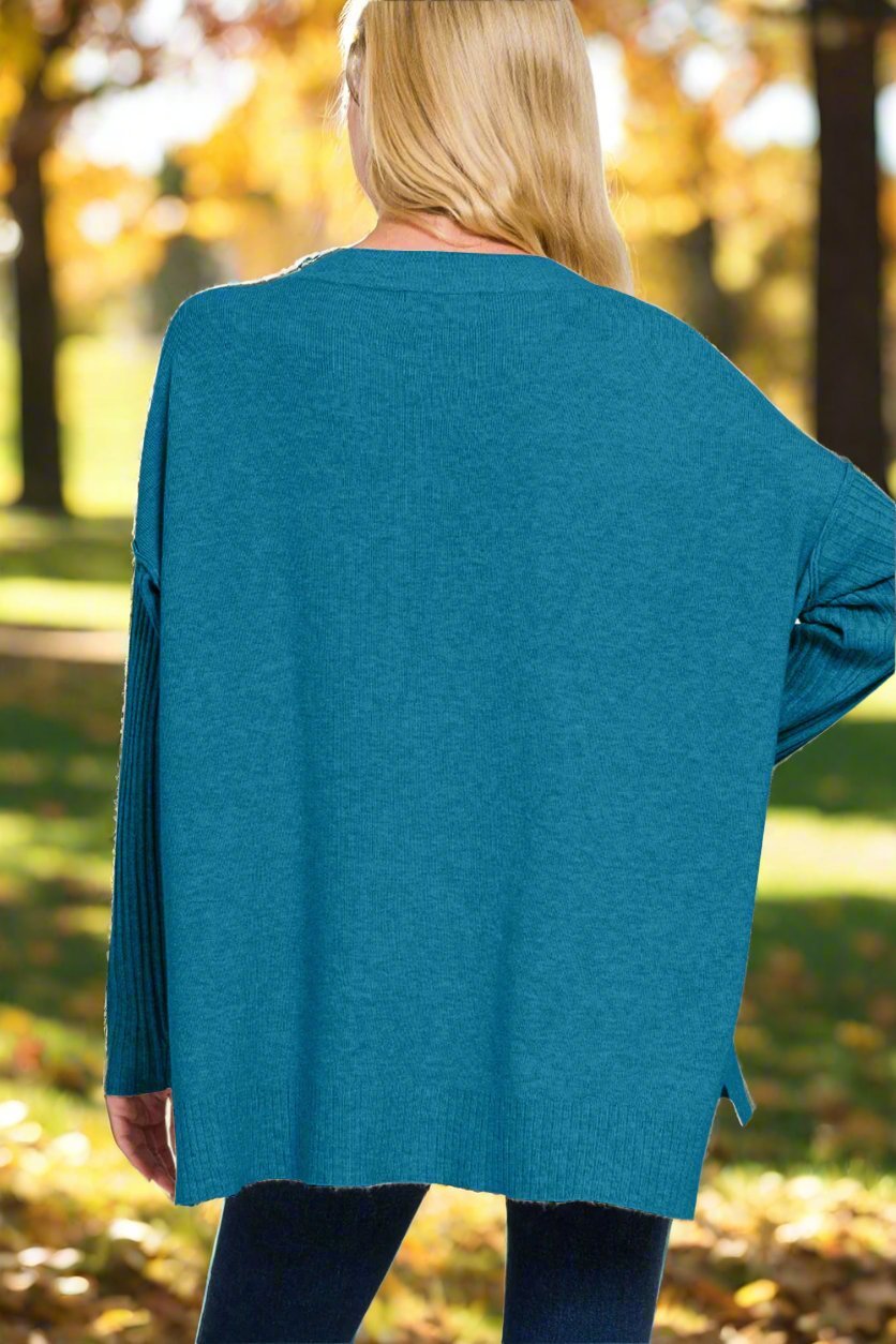 Zenana - V - Neck High - Low Hem Tunic Sweater in Heather Ocean Teal