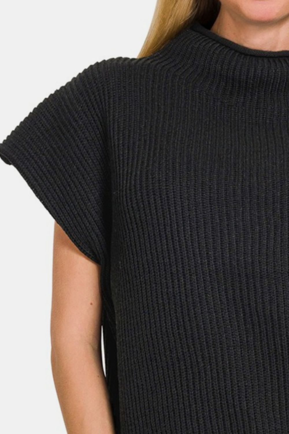 ZenanaShort Sleeve Mock Neck Sweater in Black