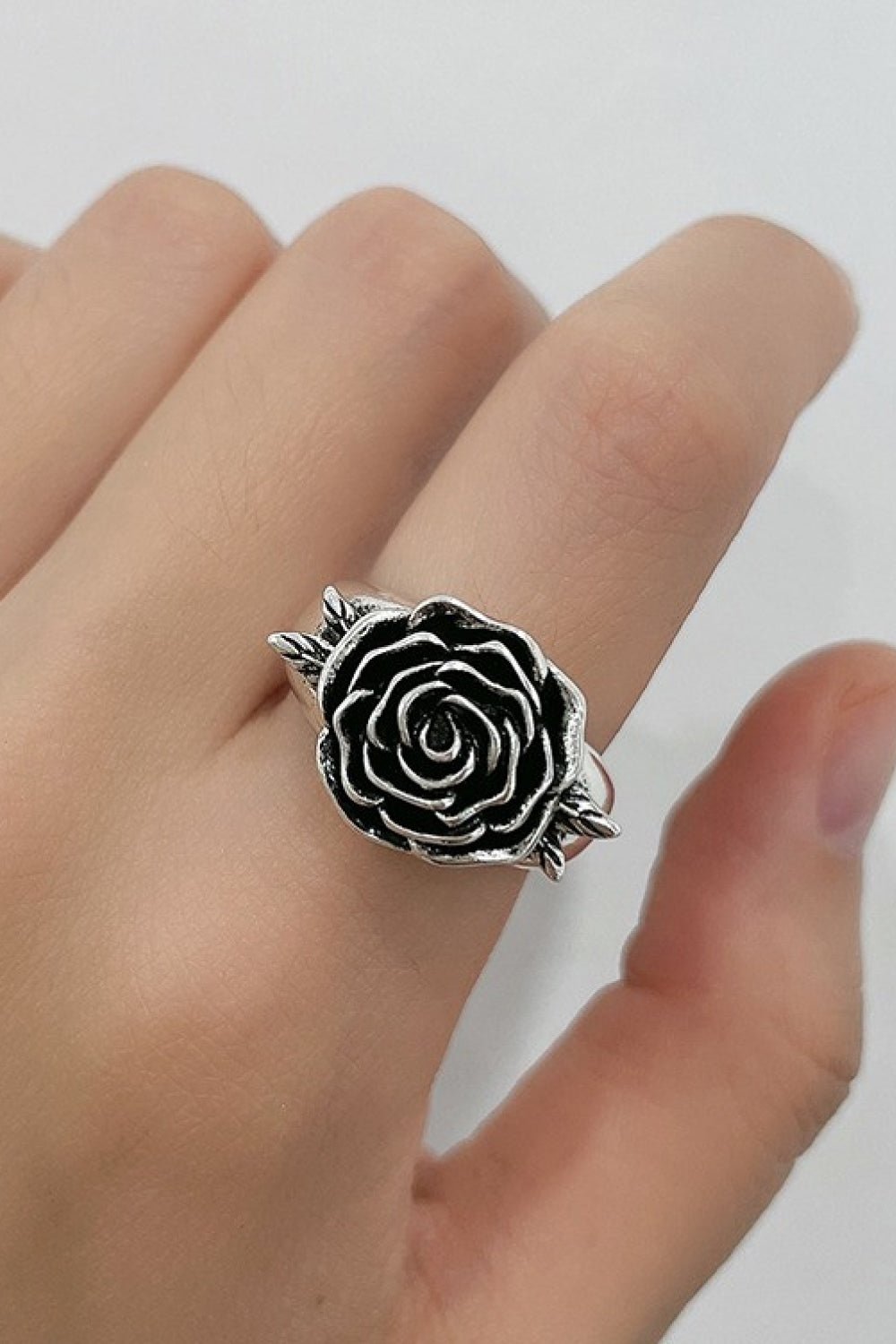 18K Silver-Plated Rose Ring in BlackRingBeach Rose Co.