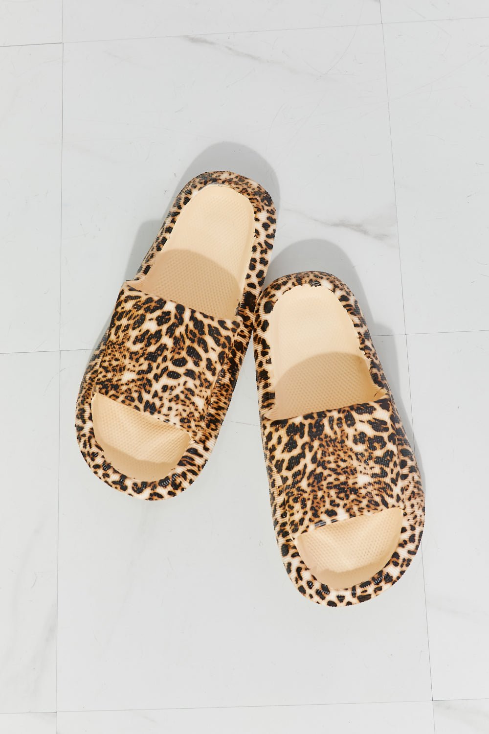 Open Toe Rubber Slide Sandals in LeopardSlidesMelody