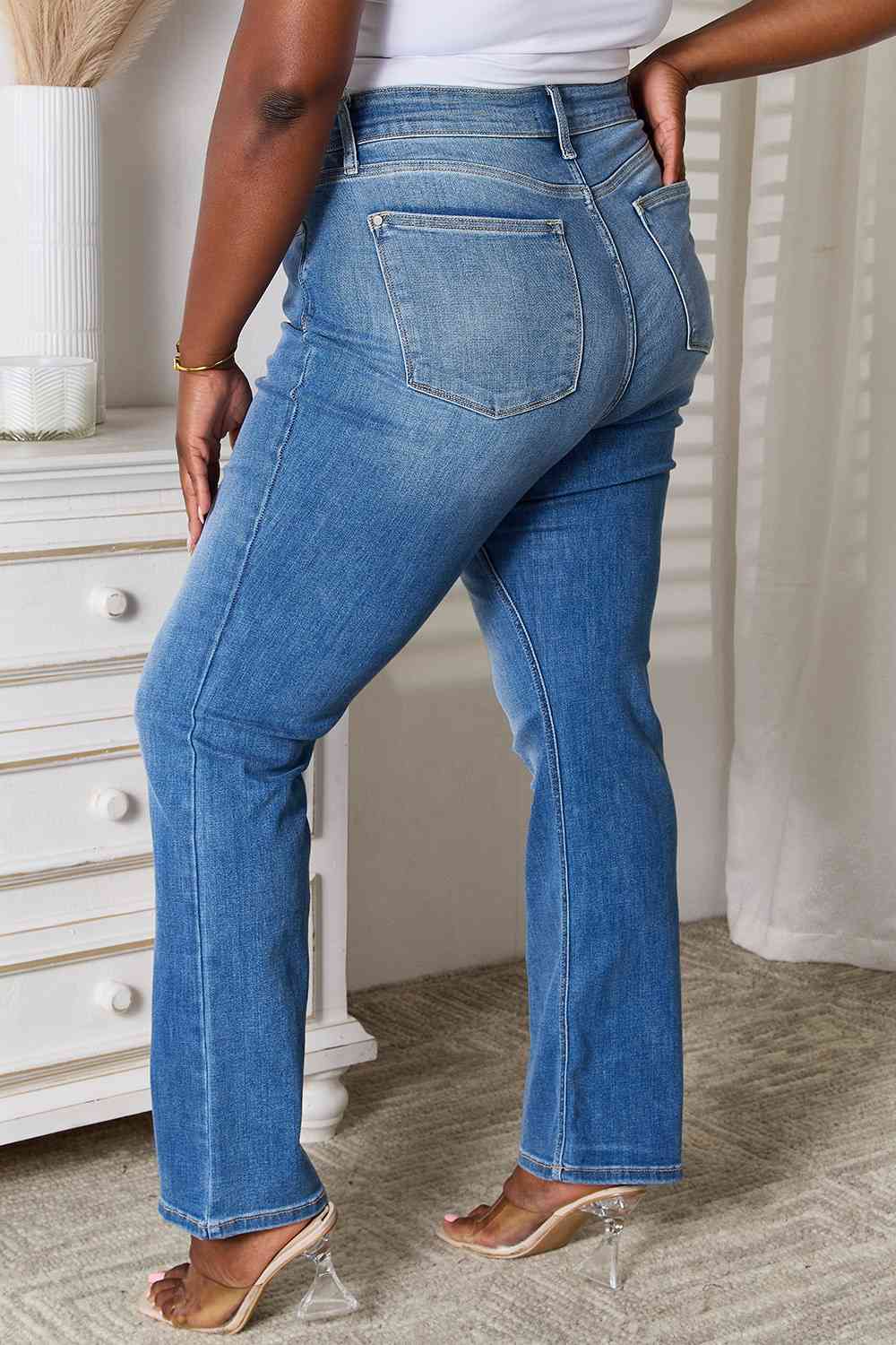 Bootcut Medium Wash Jeans with PocketsJeansJudy Blue