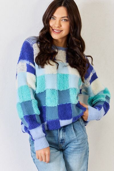 Checkered Crew Neck Long Sleeve Sweater in Blue MultiSweaterJ.NNA