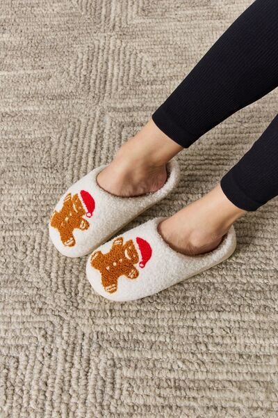 Christmas Gingerbread Man Cozy SlippersSlippersMelody