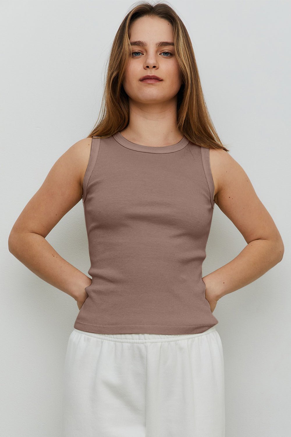 Crew Neck Ribbed Cropped Tank in Coca MochaTankTHE BLANK LAB